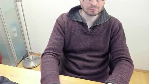 kinksubbydubby online show from 11-19-25, 07:03