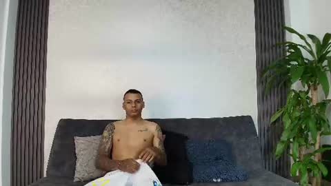 Snapshot of kinky_doll2 chatting on 07-27-26, 11:28 kinky_doll2 online show from 07-27-26, 11:28
