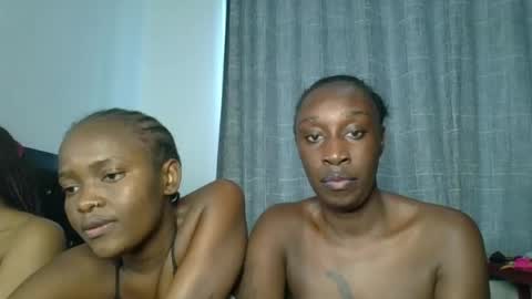Snapshot of kinky_leila chatting on 06-16-26, 11:13 kinky_leila online show from 06-16-26, 11:13