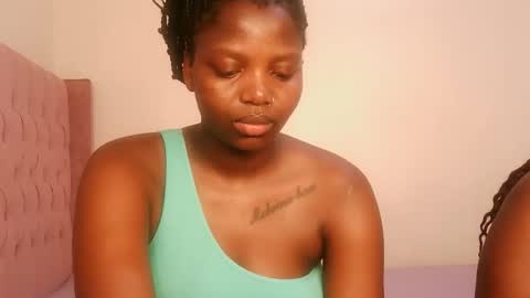 Lola online show from 02-20-26, 10:16