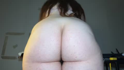 Snapshot of kinky_malina chatting on 06-17-26, 06:49 Heeey My name - Rose. Chat w me here or - online show from 06-17-26, 06:49
