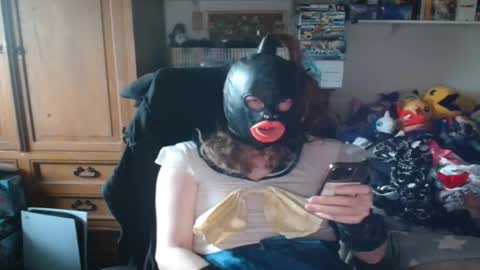 kinky_miku online show from 11-28-25, 09:23