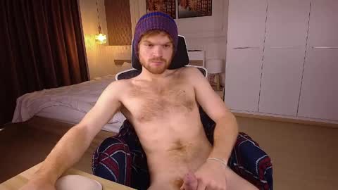 Snapshot of kinkypumpkin chatting on 05-17-26, 03:37 Kenny online show from 05-17-26, 03:37