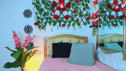 Isabella  online show from 11-19-25, 09:37