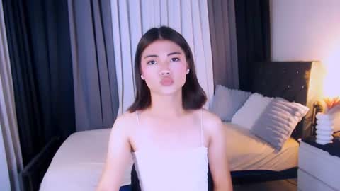 Snapshot of kiora_greyson chatting on 06-10-26, 03:18 kiora_greyson online show from 06-10-26, 03:18