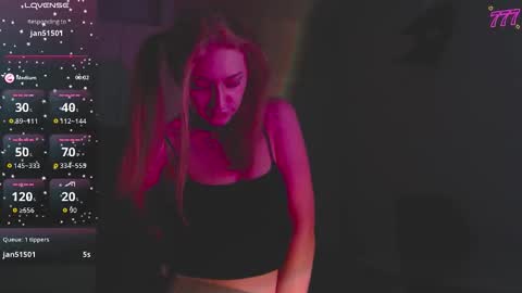 Snapshot of kiorrraa chatting on 02-07-26, 09:51 Sophie online show from 02-07-26, 09:51