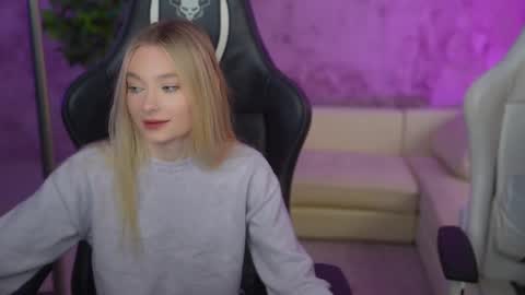 Sweet girls online show from 03-02-25, 07:43
