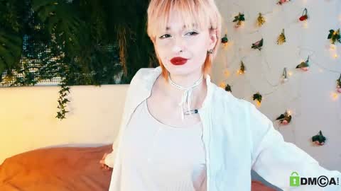 Snapshot of kira__cutie chatting on 04-26-26, 09:34 Kira online show from 04-26-26, 09:34