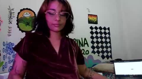 Kira online show from 05-18-26, 09:42