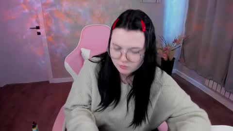 kira online show from 03-21-26, 08:19