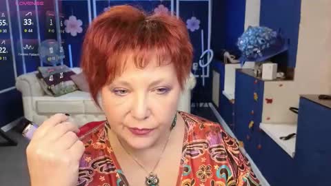 Kira Kennet online show from 11-17-25, 10:21