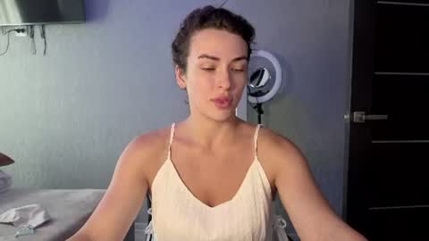 Snapshot of kira_love1 chatting on 07-03-26, 08:43 Kira love1 online show from 07-03-26, 08:43