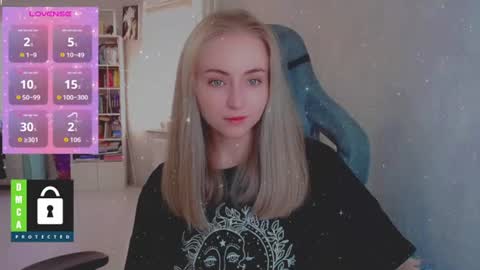 Snapshot of kira_love_sleep chatting on 07-17-26, 05:40 you know thumb up me please its important online show from 07-17-26, 05:40