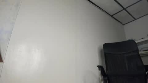 kira stormm58 online show from 05-17-26, 02:35