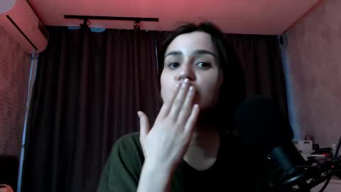 Kira  follow me  online show from 05-15-26, 11:23