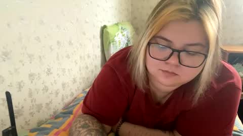 Just Kira online show from 12-31-24, 06:37