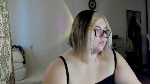 Just Kira online show from 02-06-25, 11:10