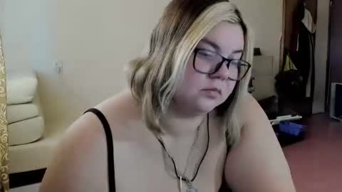 Just Kira online show from 03-06-25, 12:41