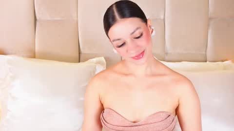 kira online show from 12-13-25, 11:21