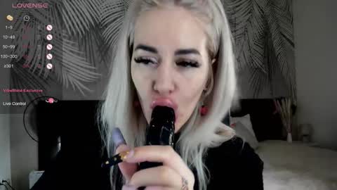 Kira online show from 03-12-26, 02:07