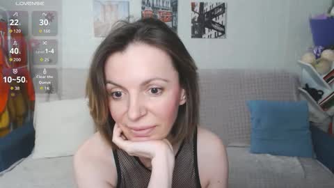 kiramartins cat online show from 11-09-25, 08:07