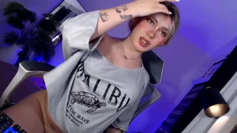 Its your girl KIRA online show from 05-22-26, 02:08