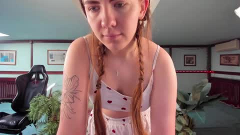  Kira  online show from 05-28-26, 01:47