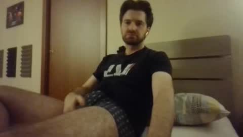 Snapshot of kiri0101 chatting on 12-23-25, 12:19 kiri0101 online show from 12-23-25, 12:19