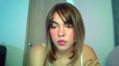 Kiri online show from 10-11-25, 04:55