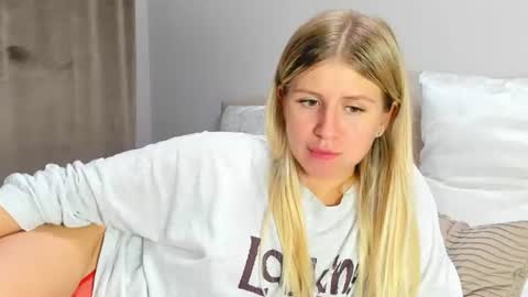 Kira online show from 07-27-26, 08:16
