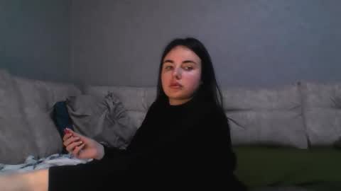 Kira online show from 11-05-25, 05:24