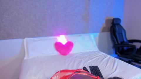 kishalove_ online show from 10-28-25, 10:19