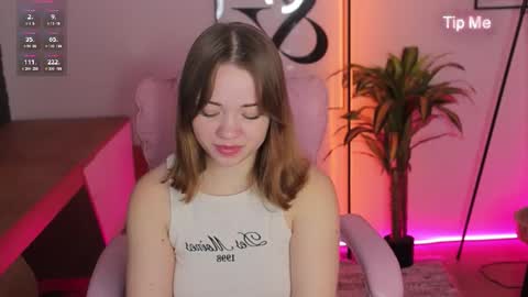 Kiss Moon online show from 02-28-26, 01:01