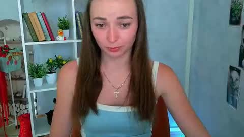 Snapshot of kiss_shy chatting on 07-12-26, 03:36 Valeria online show from 07-12-26, 03:36
