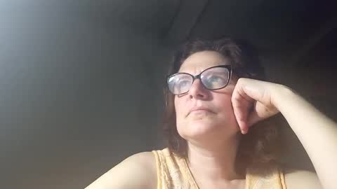 kissandvibe online show from 04-25-26, 07:00