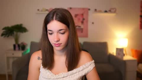 Sisi online show from 10-24-25, 01:40