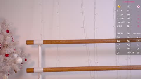 Snapshot of kisskiss_muah chatting on 12-22-24, 04:59 Kate  online show from 12-22-24, 04:59