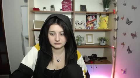 Snapshot of kissleoxx chatting on 04-27-26, 12:03 kissleoxx online show from 04-27-26, 12:03