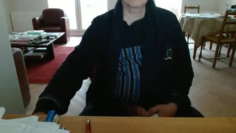 Snapshot of kisslog1 chatting on 03-28-26, 03:22 kisslog1 online show from 03-28-26, 03:22