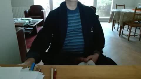 Snapshot of kisslog1 chatting on 04-18-26, 05:55 kisslog1 online show from 04-18-26, 05:55