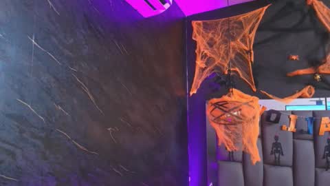 Snapshot of kissme_luna chatting on 10-26-25, 06:58 BELLA FLAME online show from 10-26-25, 06:58