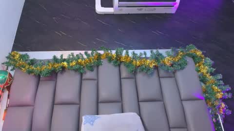 Snapshot of kissme_luna chatting on 11-29-25, 07:06 BELLA FLAME online show from 11-29-25, 07:06