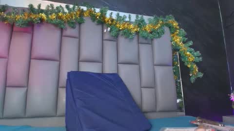 Snapshot of kissme_luna chatting on 12-01-25, 07:30 BELLA FLAME online show from 12-01-25, 07:30