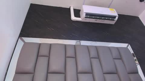 Snapshot of kissme_luna chatting on 02-13-26, 07:10 BELLA FLAME online show from 02-13-26, 07:10