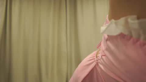Snapshot of kissmesloww chatting on 05-18-26, 04:35 Snezhana online show from 05-18-26, 04:35