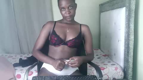 kisssmiles online show from 09-18-25, 06:32