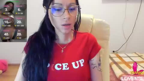 Snapshot of kisssnicol chatting on 05-07-26, 04:12 kisssnicol online show from 05-07-26, 04:12