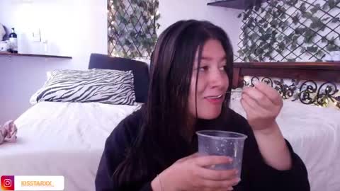 Helena and Brad online show from 06-09-26, 06:52