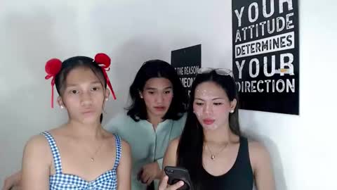 Snapshot of kissykittenx_ chatting on 04-06-26, 05:52 kissykittenx_ online show from 04-06-26, 05:52