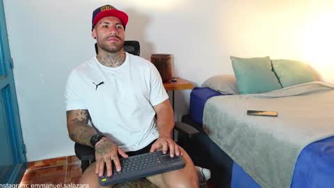 Snapshot of kite__ chatting on 01-20-25, 10:48 kite__ online show from 01-20-25, 10:48